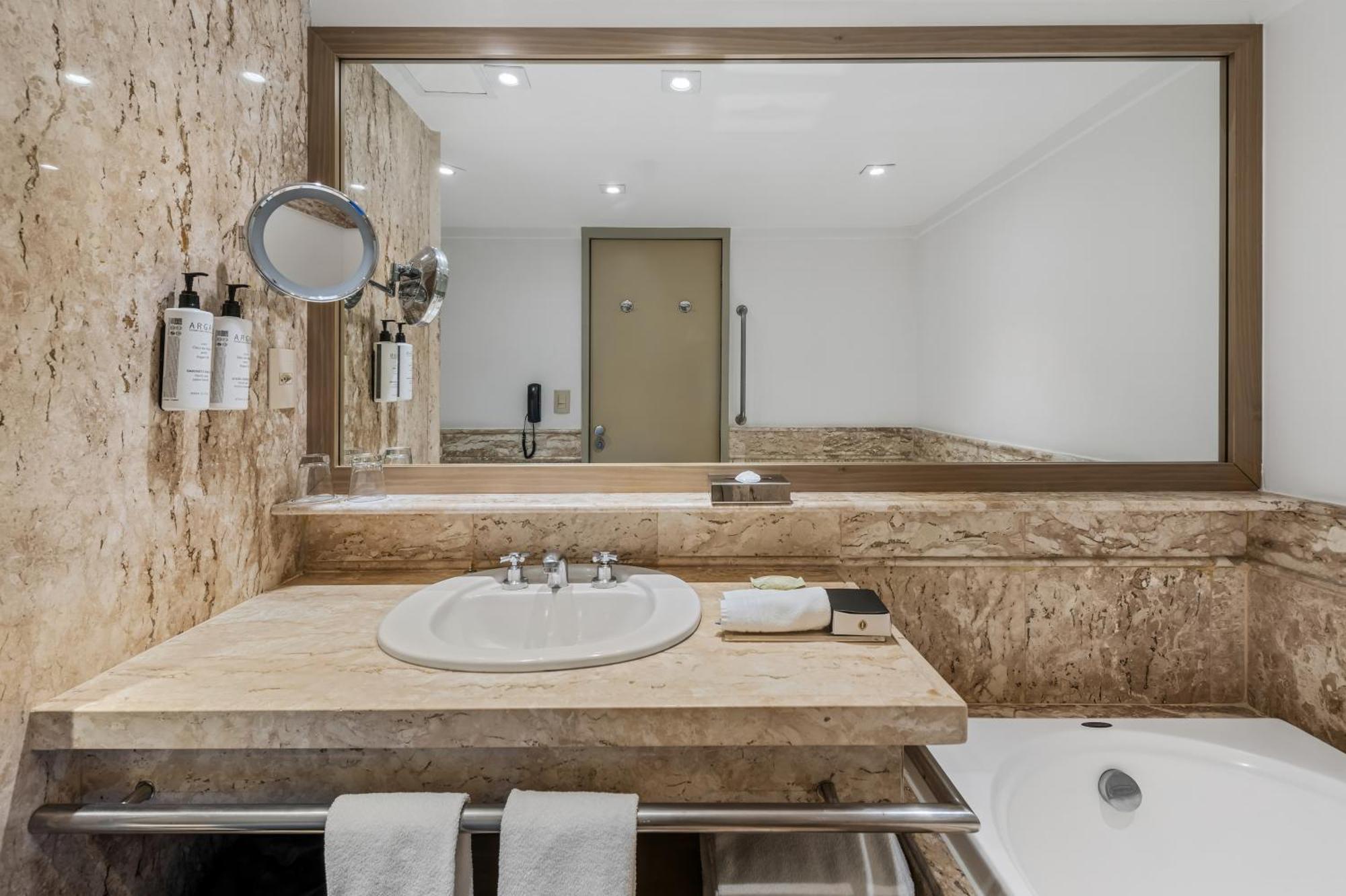 Intercontinental By Ihg 酒店 5*