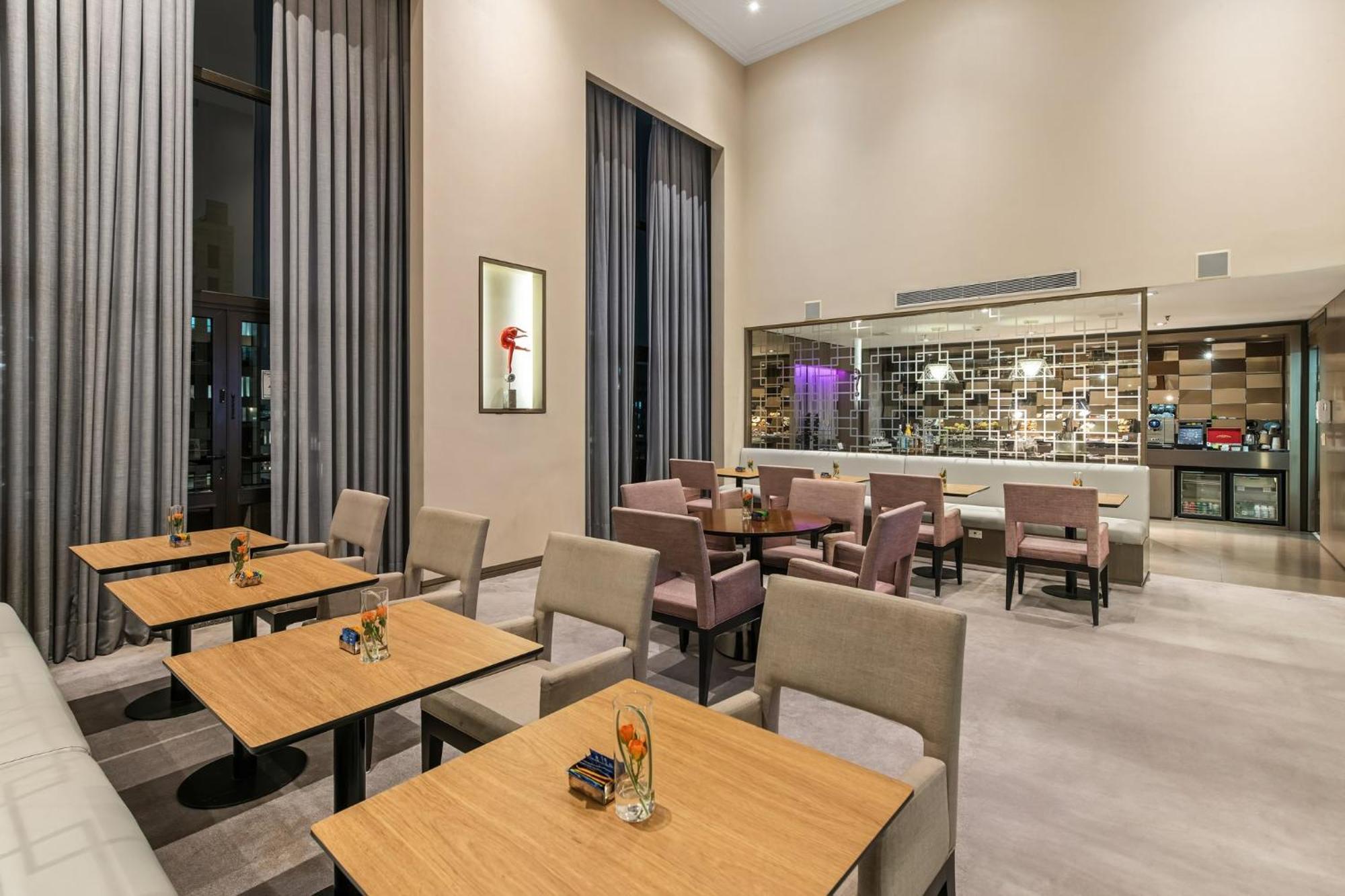 Intercontinental By Ihg