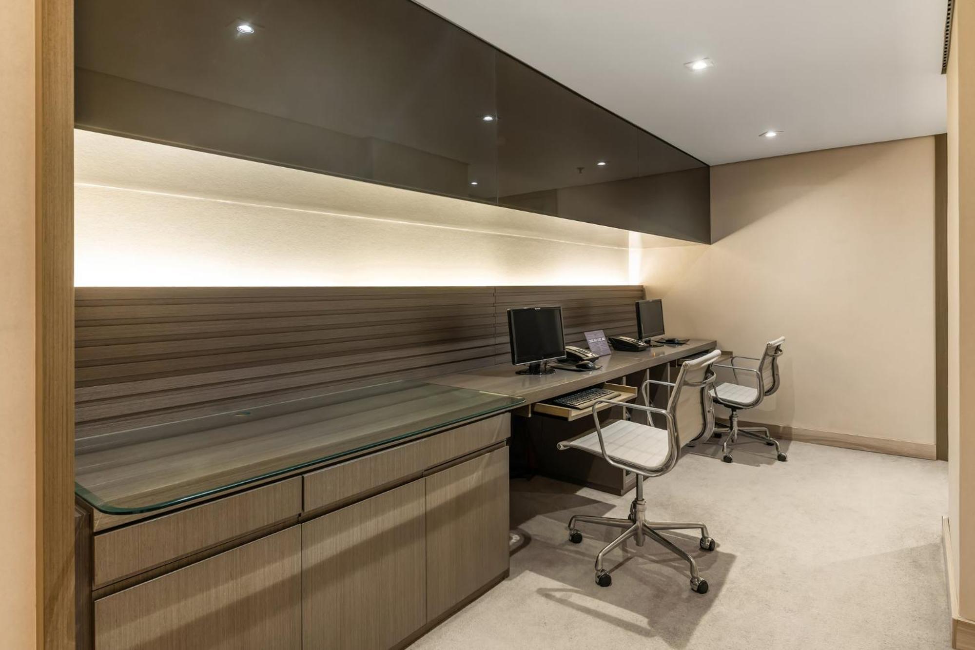 Intercontinental By Ihg Hotel 5*